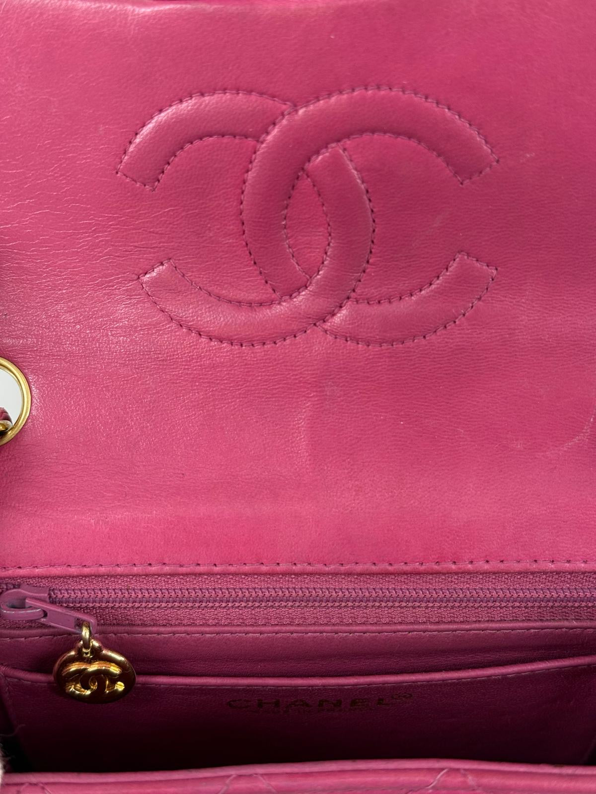 Chanel square flap väska SV15964