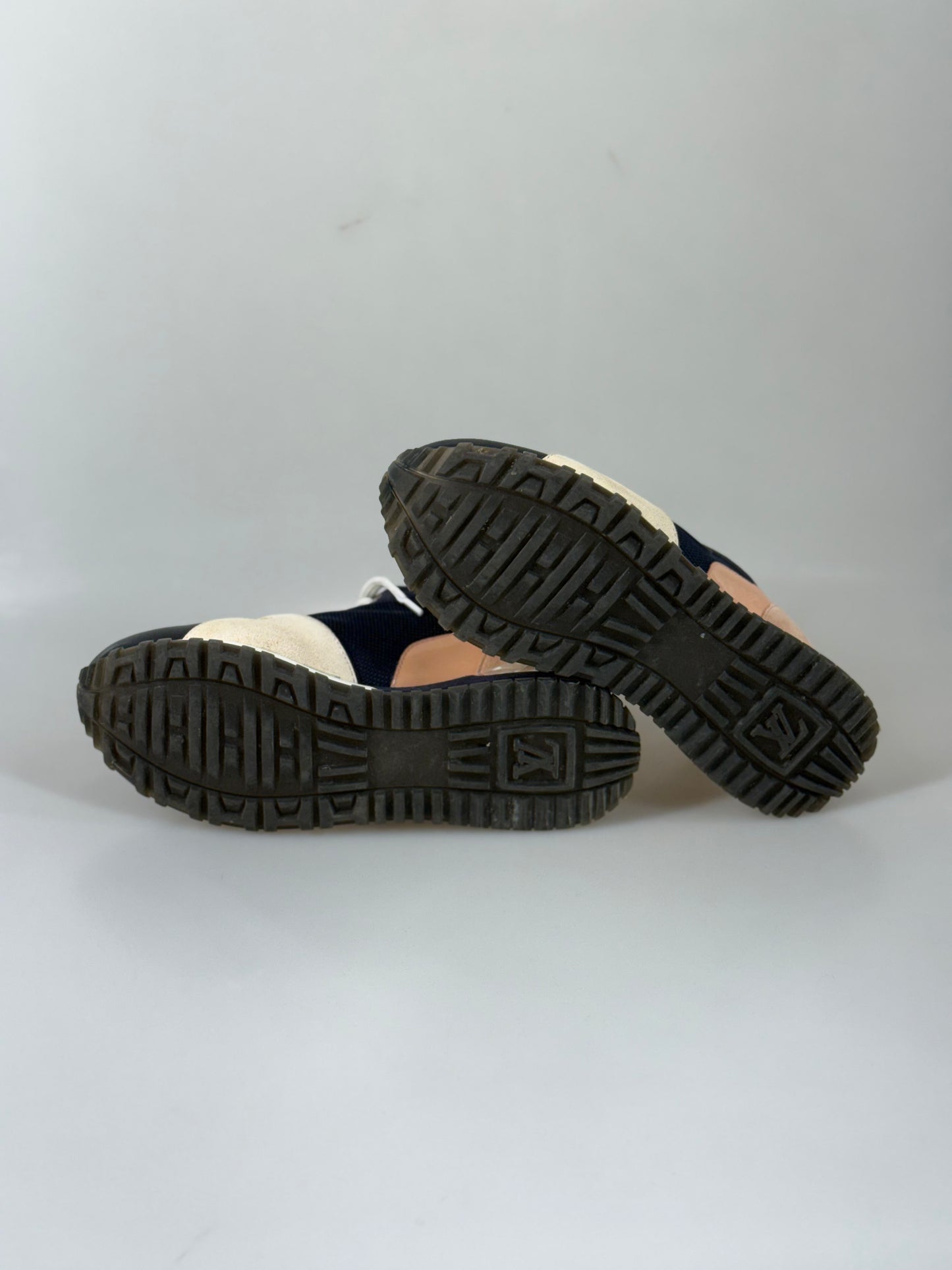 Louis Vuitton sneakers 36 SV15255