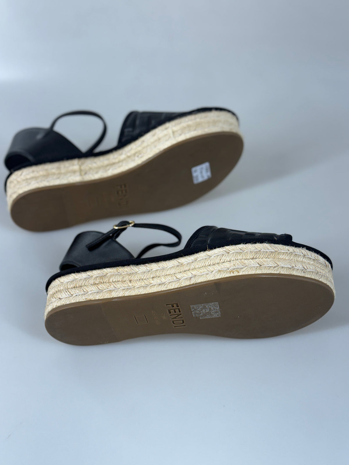 Fendi sandaler 38 SV15888