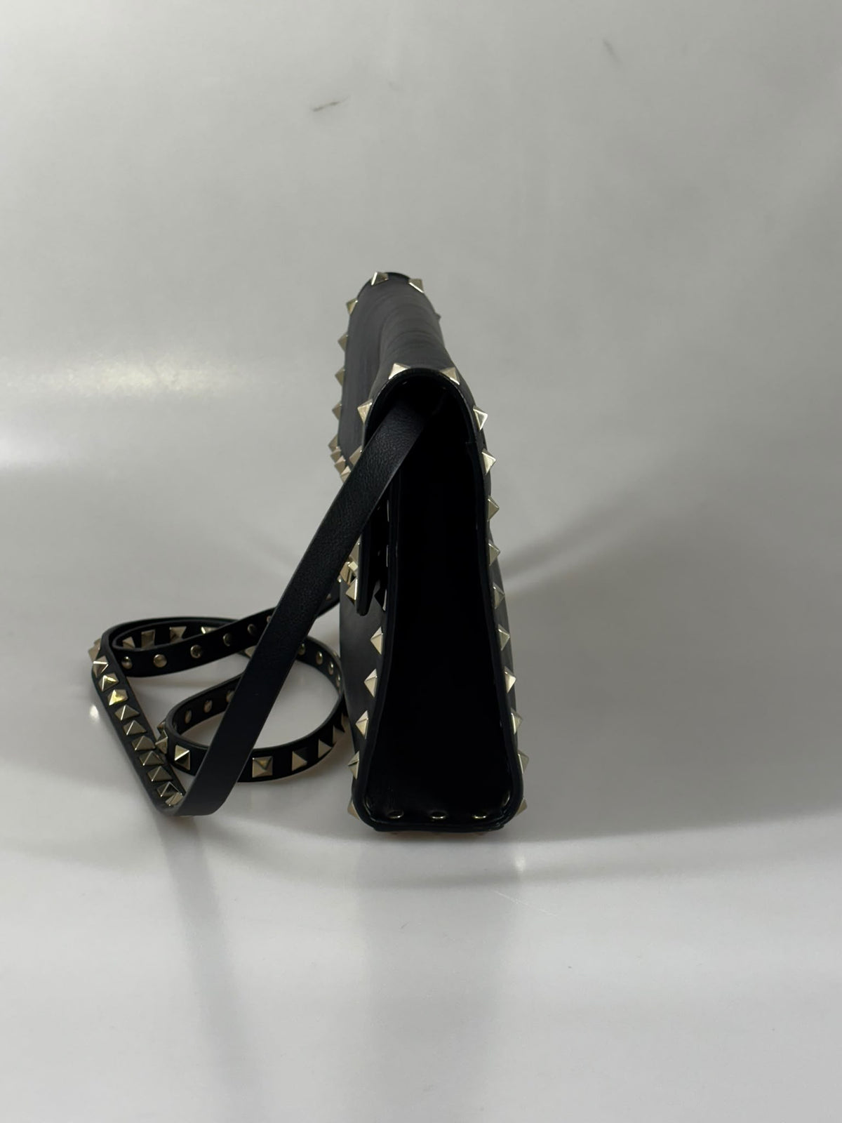 Valentino Garavani Rockstud flap SV16427