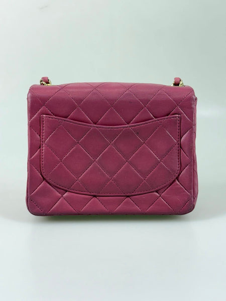Chanel square flap väska SV15964