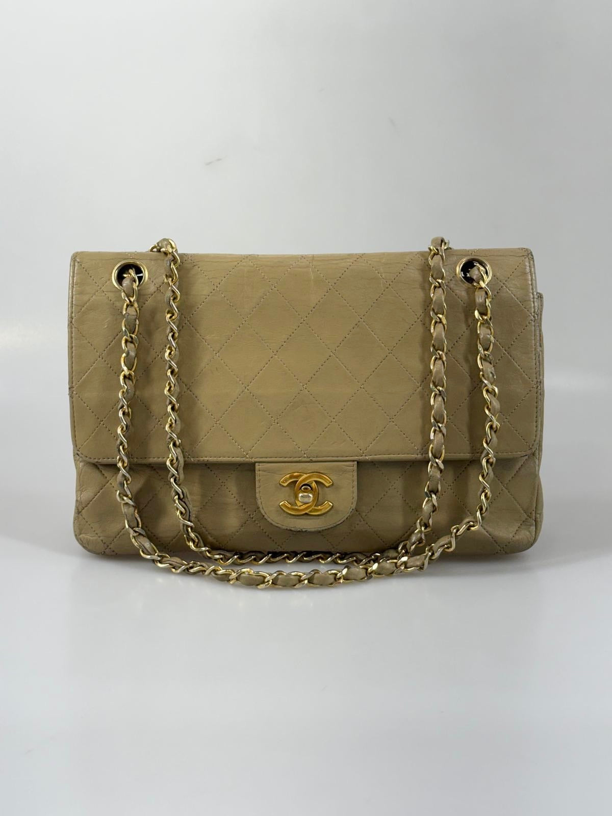 Chanel classic flap SV16250