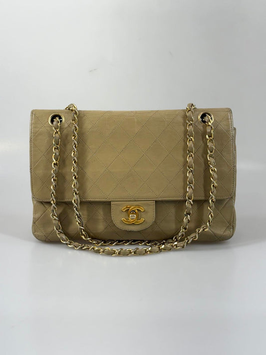 Chanel classic flap SV16250