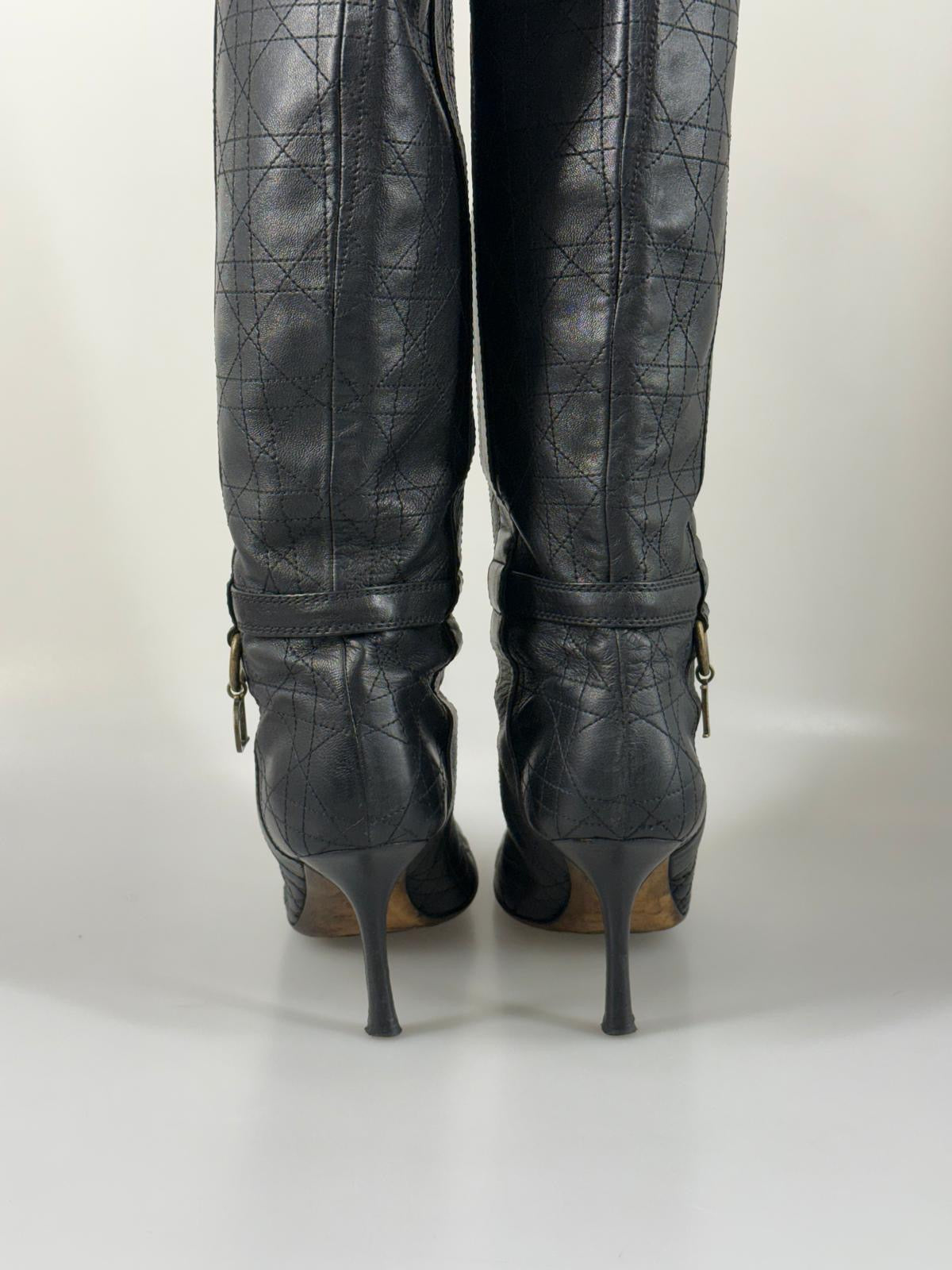 Christian Dior stövlar 38,5 SV16087