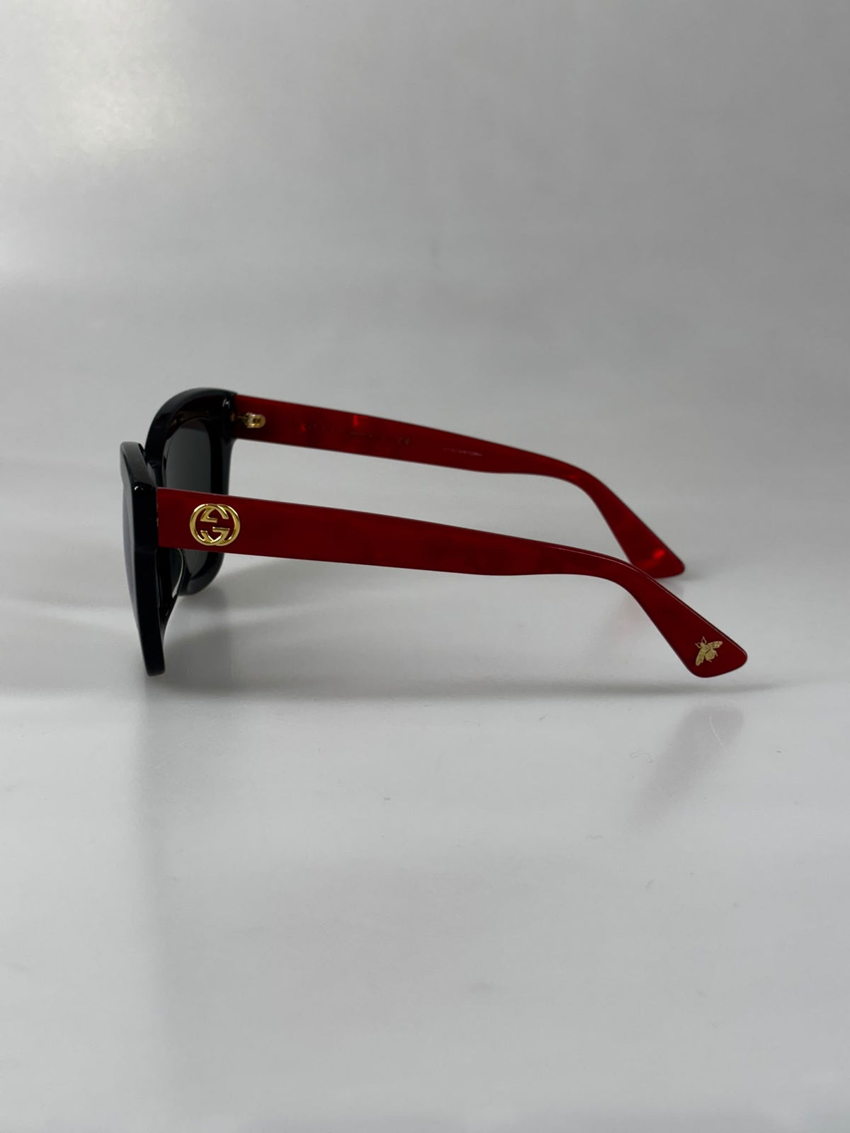 Gucci solglasögon SV16429
