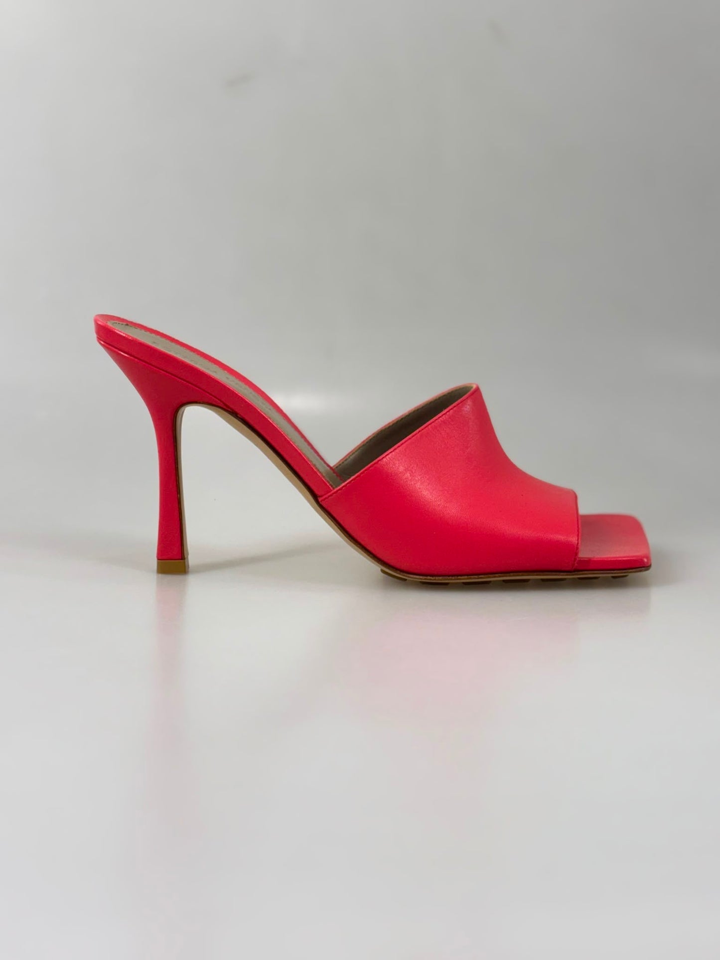 Bottega Veneta skor 39 SV16245