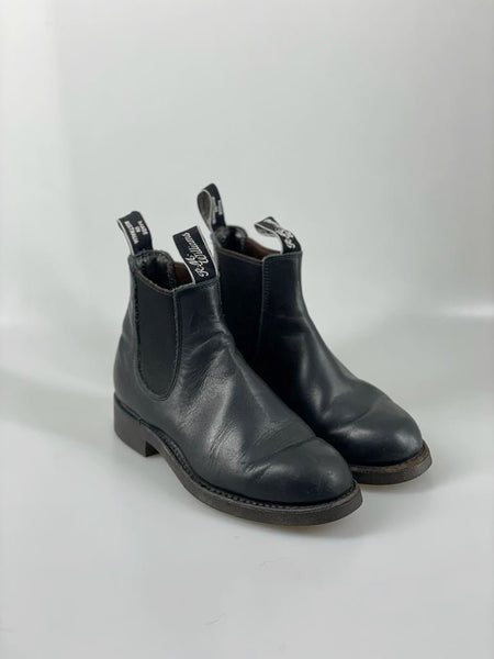 R.M. Williams chelsea boots 37