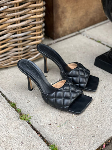 Bottega Veneta sandaletter 38,5 SV11658