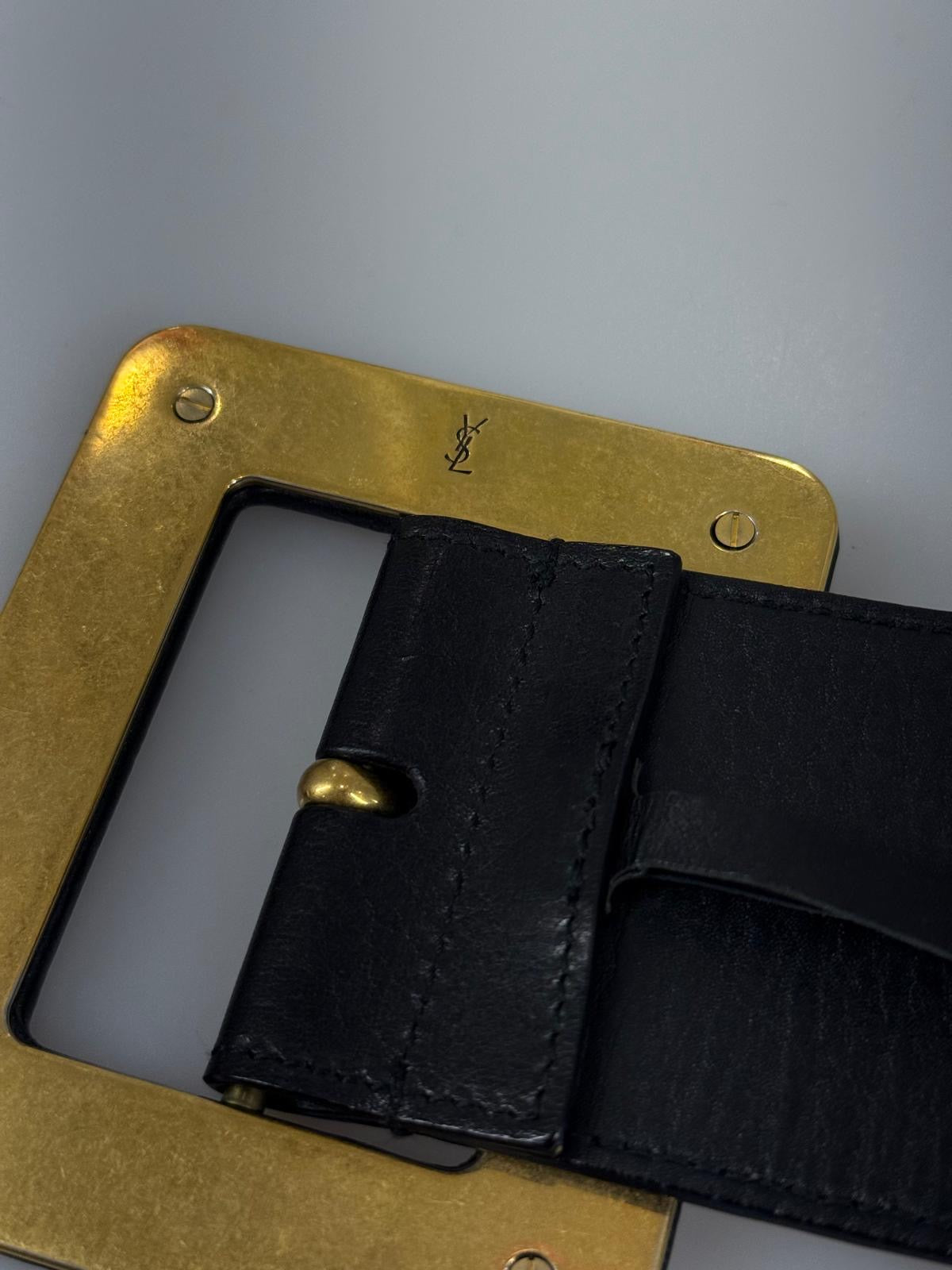 Yves Saint Laurent skärp 80 cm SV16059