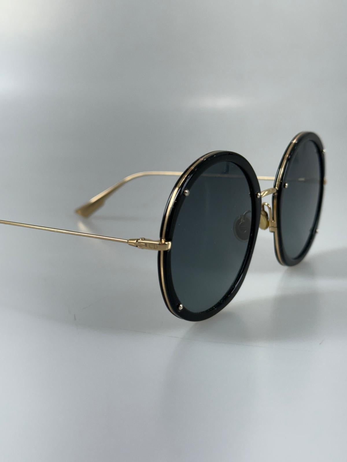 Christian Dior solglasögon SV16082