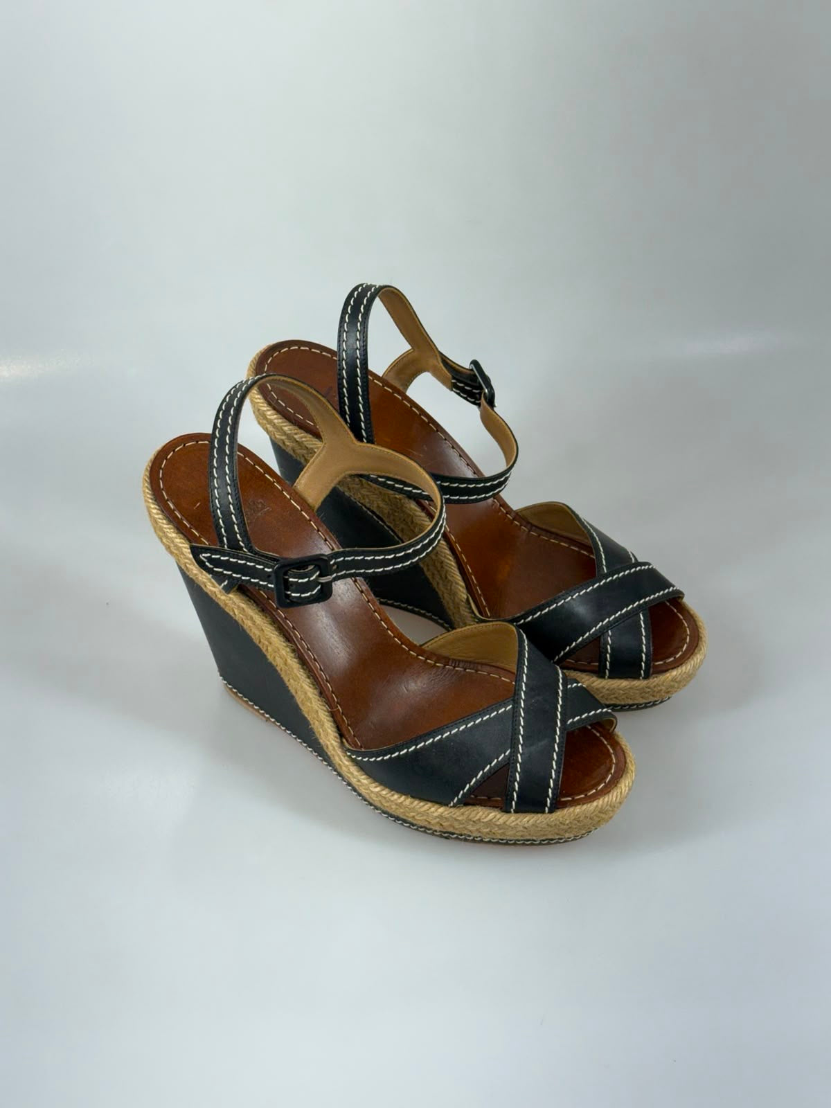 Christian Louboutin kilklackar 41 SV16153