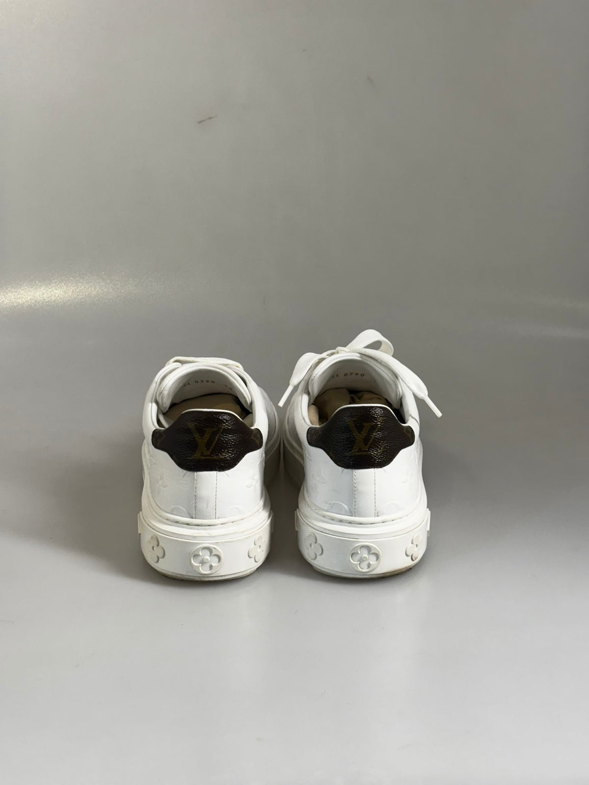Louis Vuitton sneakers 38 SV16487