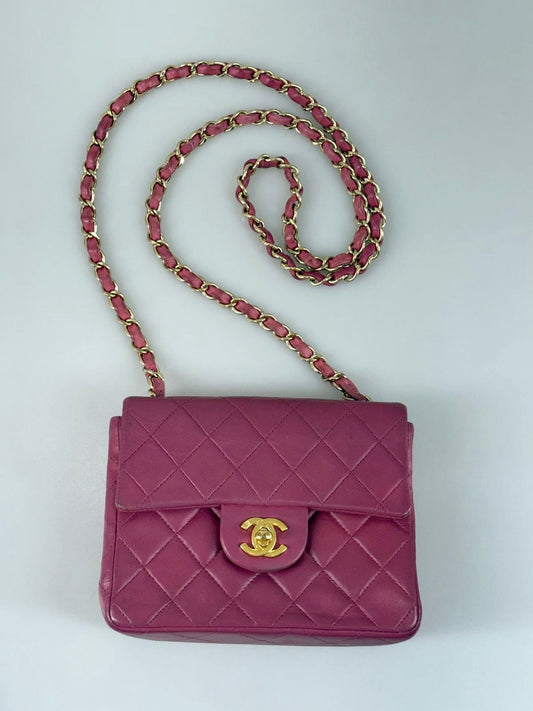 Chanel square flap väska SV15964