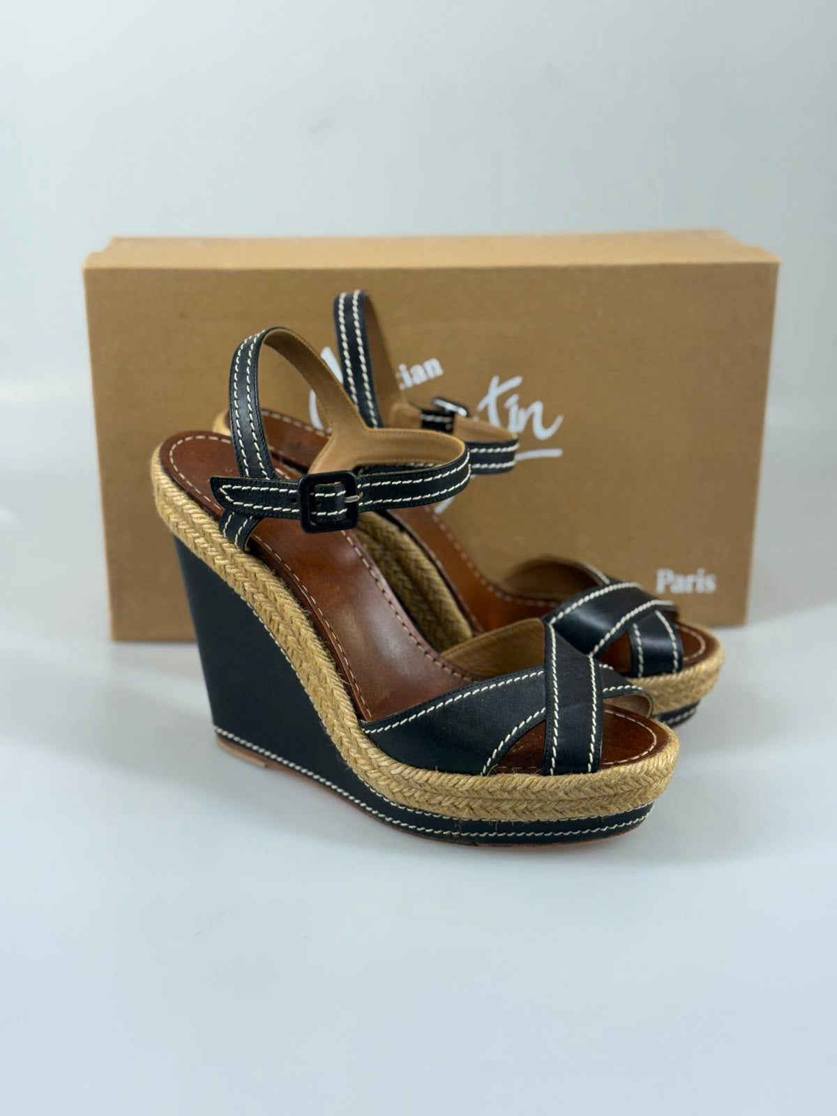 Christian Louboutin kilklackar 41 SV16153