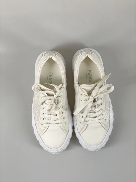 Fendi logo sneakers 37,5 SV13288