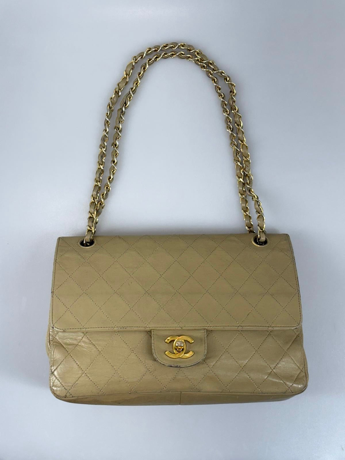 Chanel classic flap SV16250