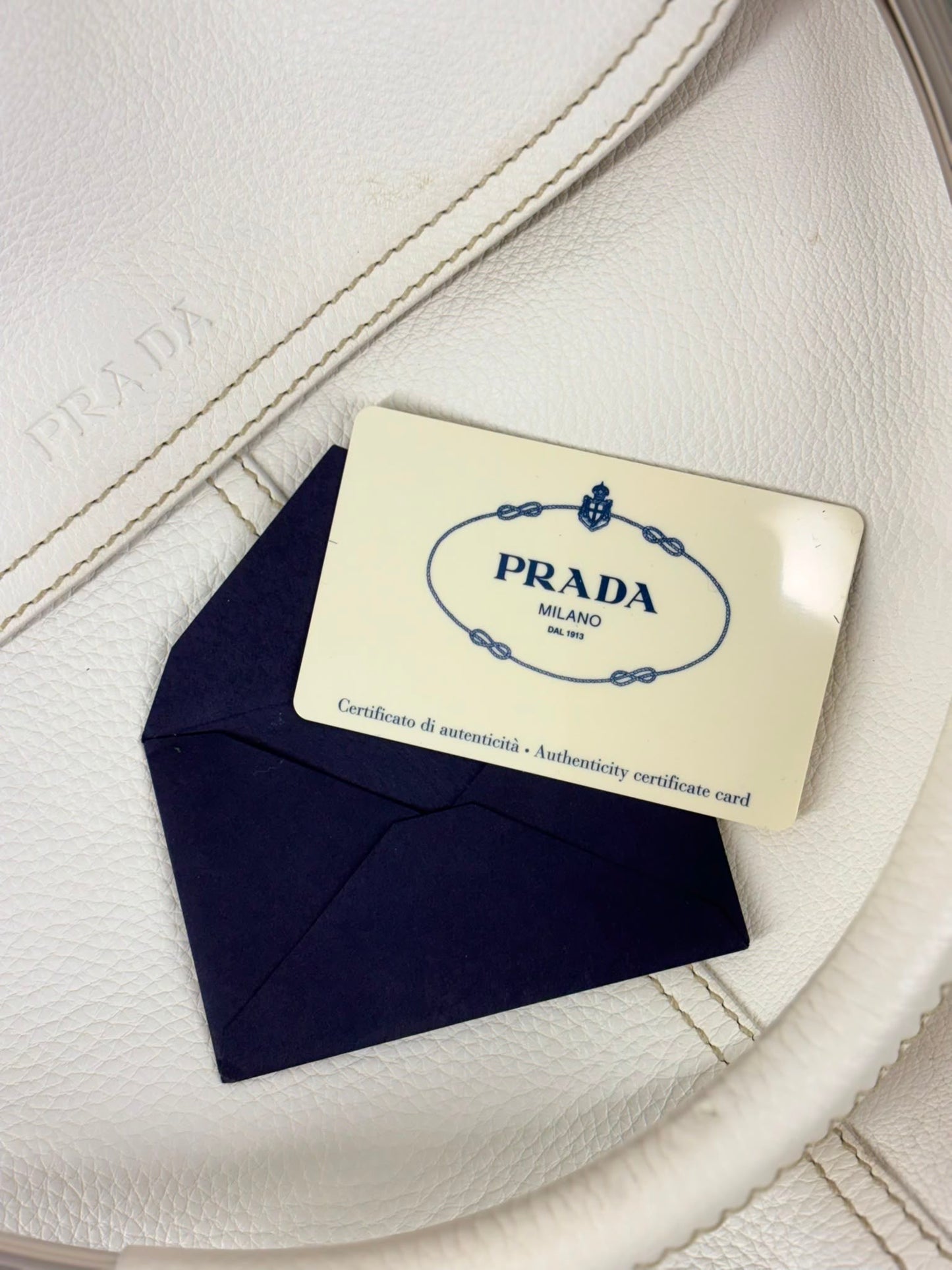 Prada väska SV16238
