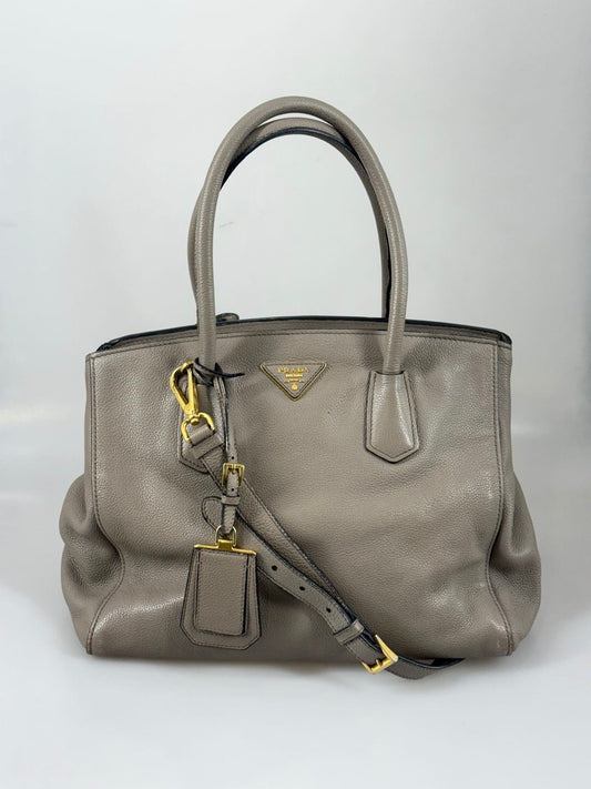 Prada Vitello Daino tote SV15957