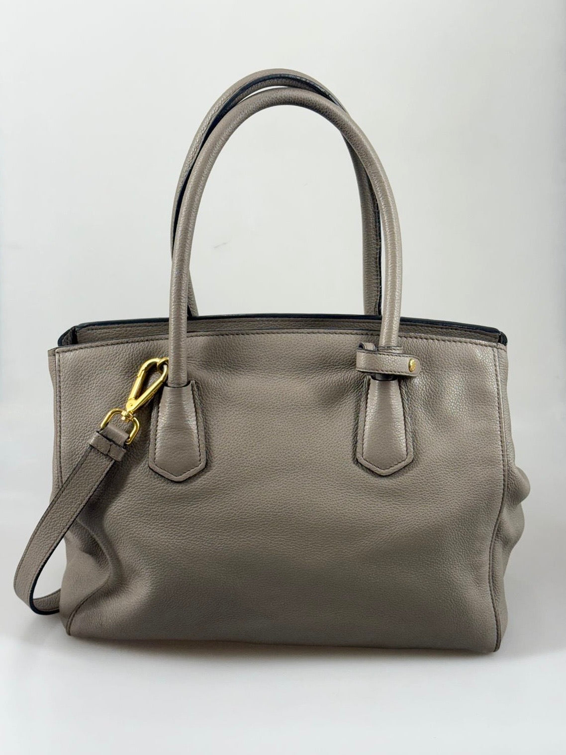 Prada Vitello Daino tote SV15957