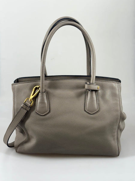 Prada Vitello Daino tote SV15957