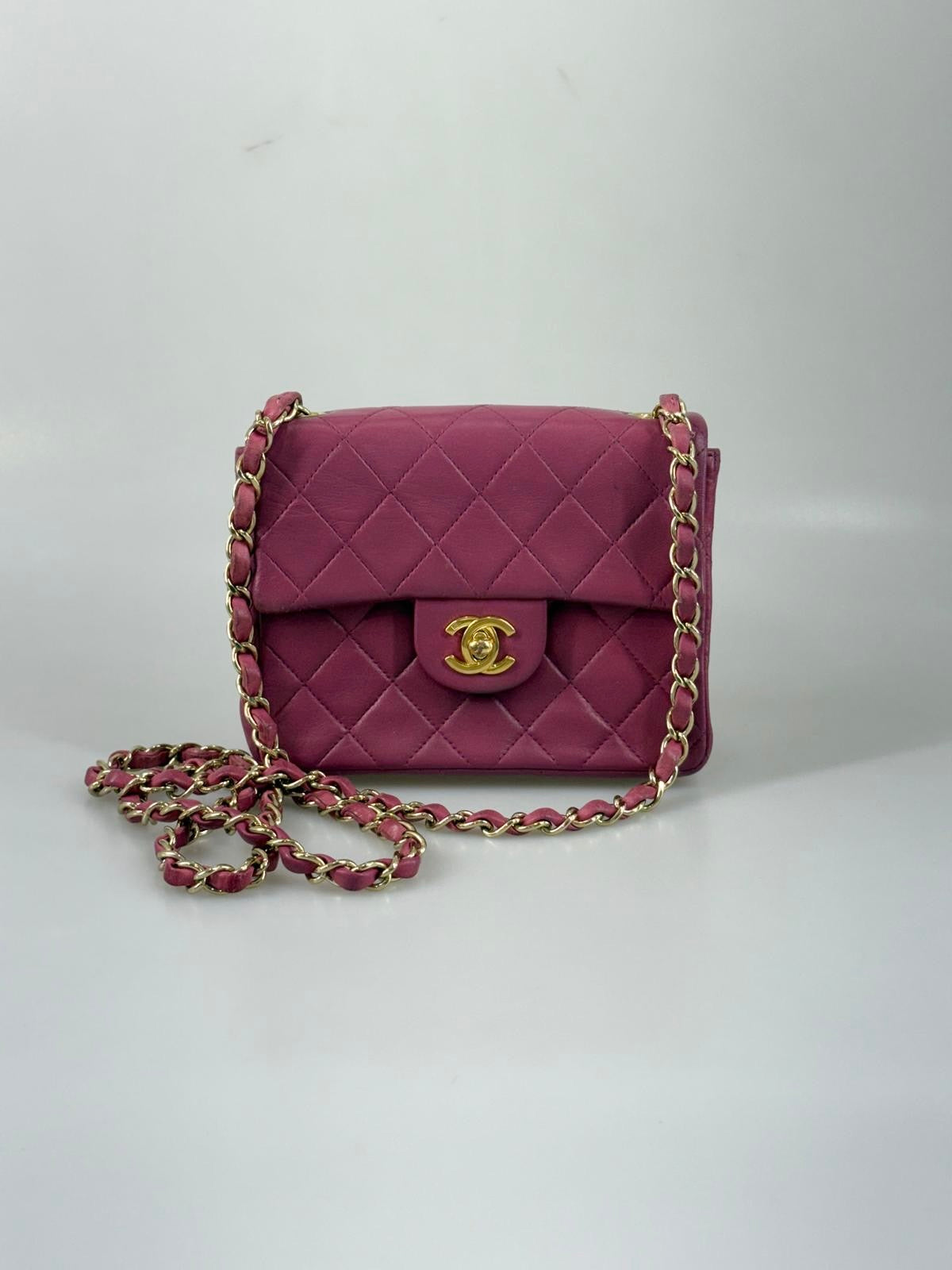 Chanel square flap väska SV15964