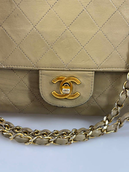 Chanel classic flap SV16250