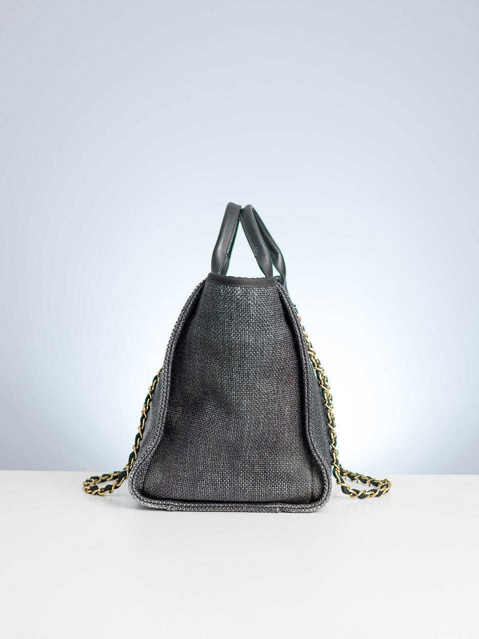 Chanel L Deauville shopping tote SV14118