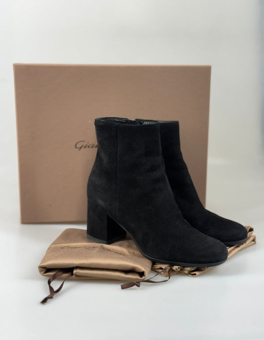 Gianvito Rossi mocka stövletter 35 SV14992