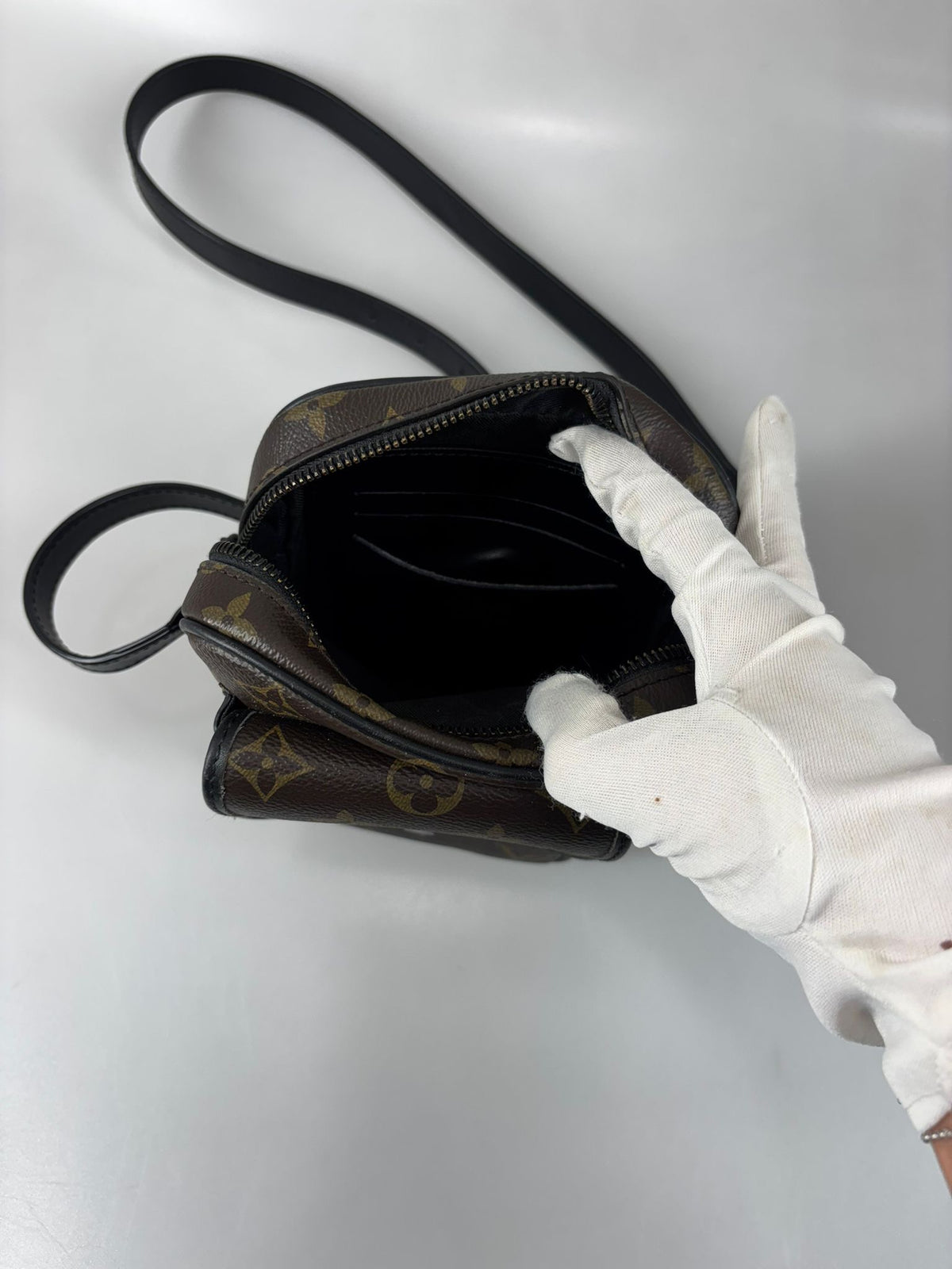 Louis Vuitton väska SV16043