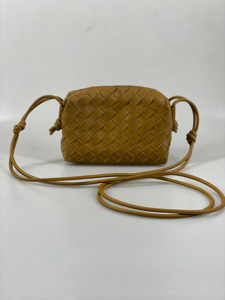 Bottega Veneta mini Loop camera bag SV13180