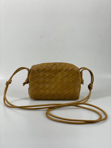 Bottega Veneta mini Loop camera bag SV13180