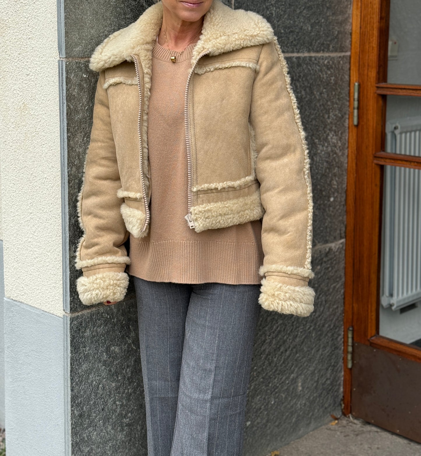 Acne Studios fårskinnspäls 38 SV11702