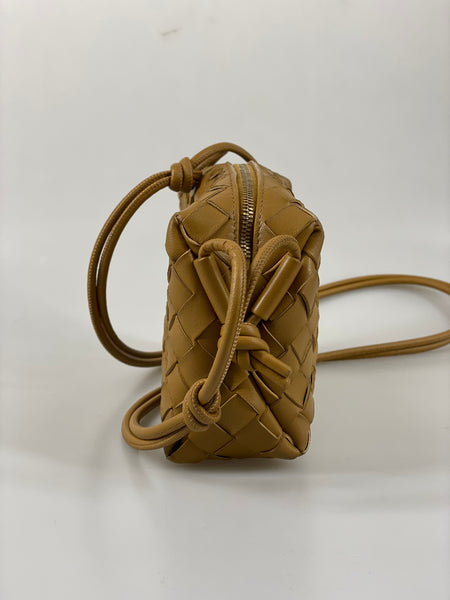 Bottega Veneta mini Loop camera bag SV13180