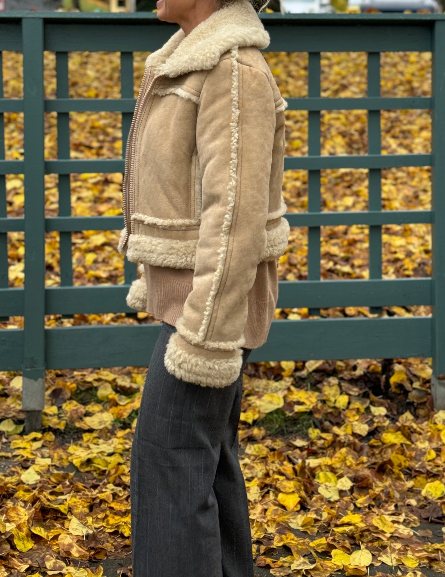 Acne Studios fårskinnspäls 38 SV11702