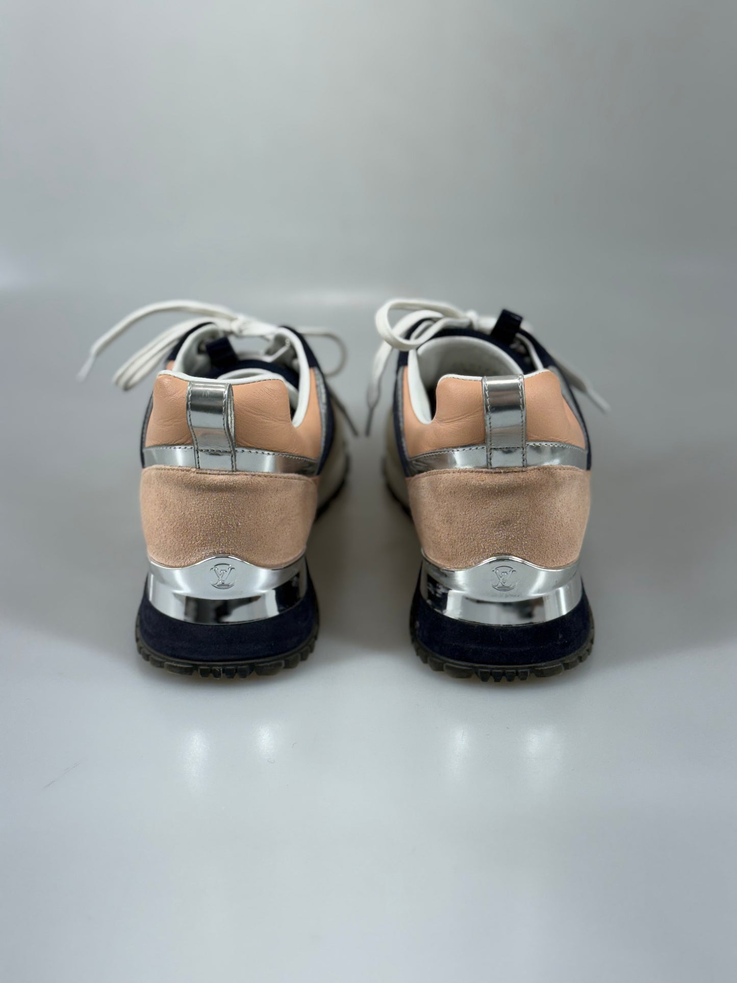 Louis Vuitton sneakers 36 SV15255