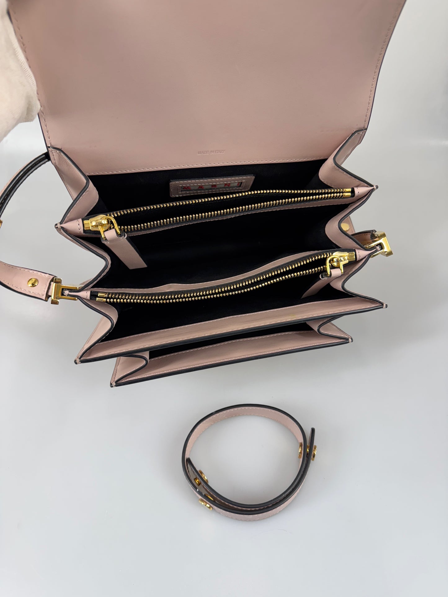 Marni S Trunk väska SV14106