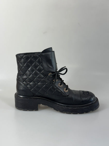 Chanel lace up CC combat boots 38,5 SV14127