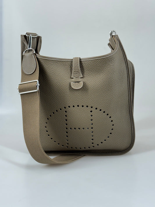 Hermés Evelyne 29 väska SV15843