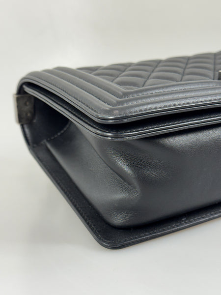 Chanel Boy väska SV15844