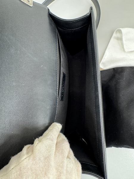 Chanel Boy väska SV15844