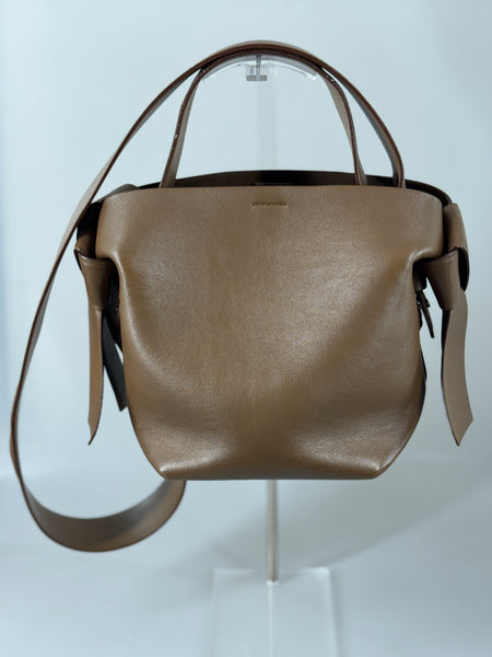 Acne Studios Musubi väska SV15835