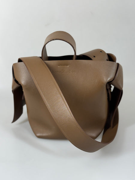 Acne Studios Musubi väska SV15835
