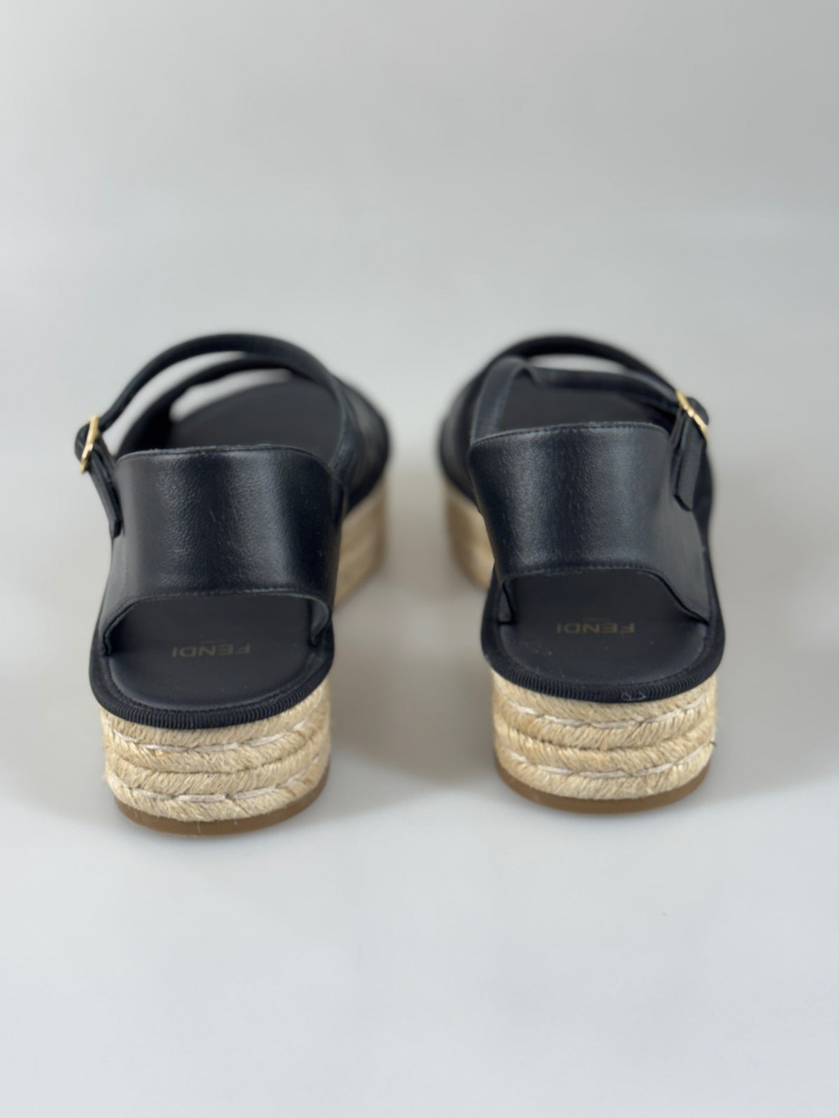 Fendi sandaler 38 SV15888