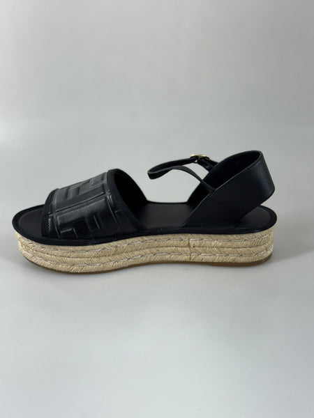 Fendi sandaler 38 SV15888