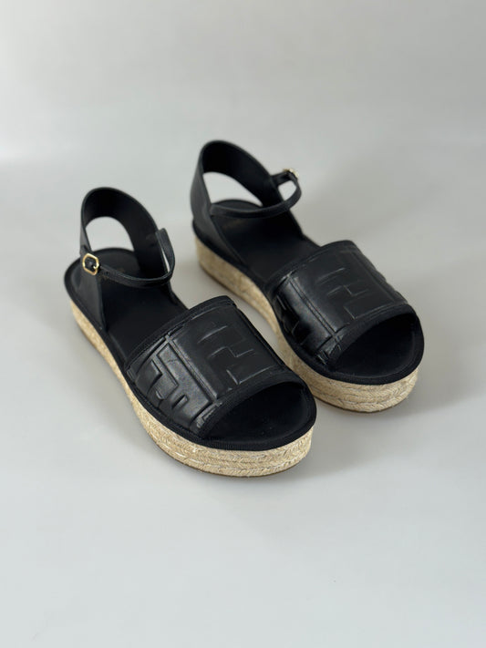 Fendi sandaler 38 SV15888