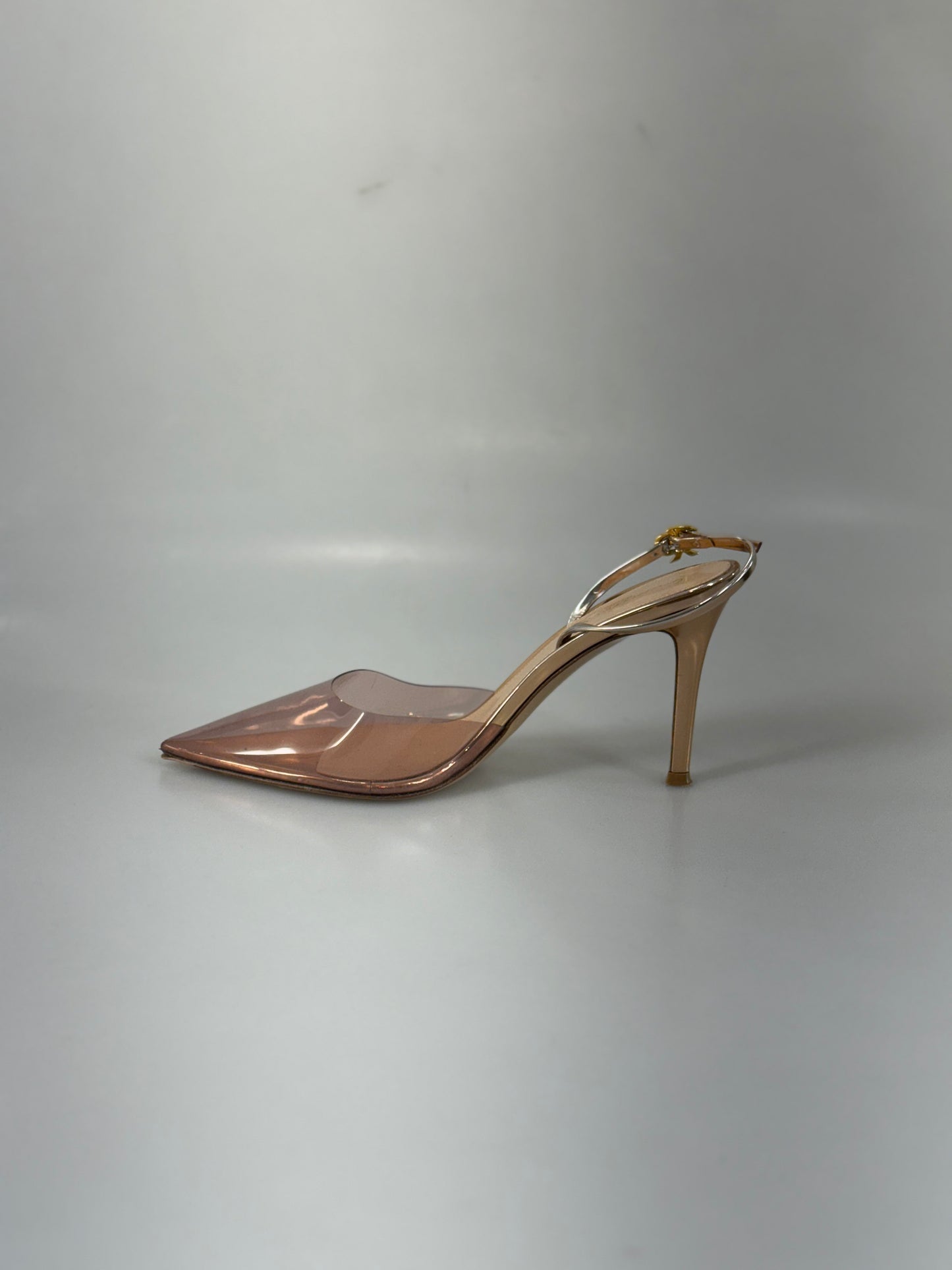 Gianvito Rossi slingback 37 SV14354