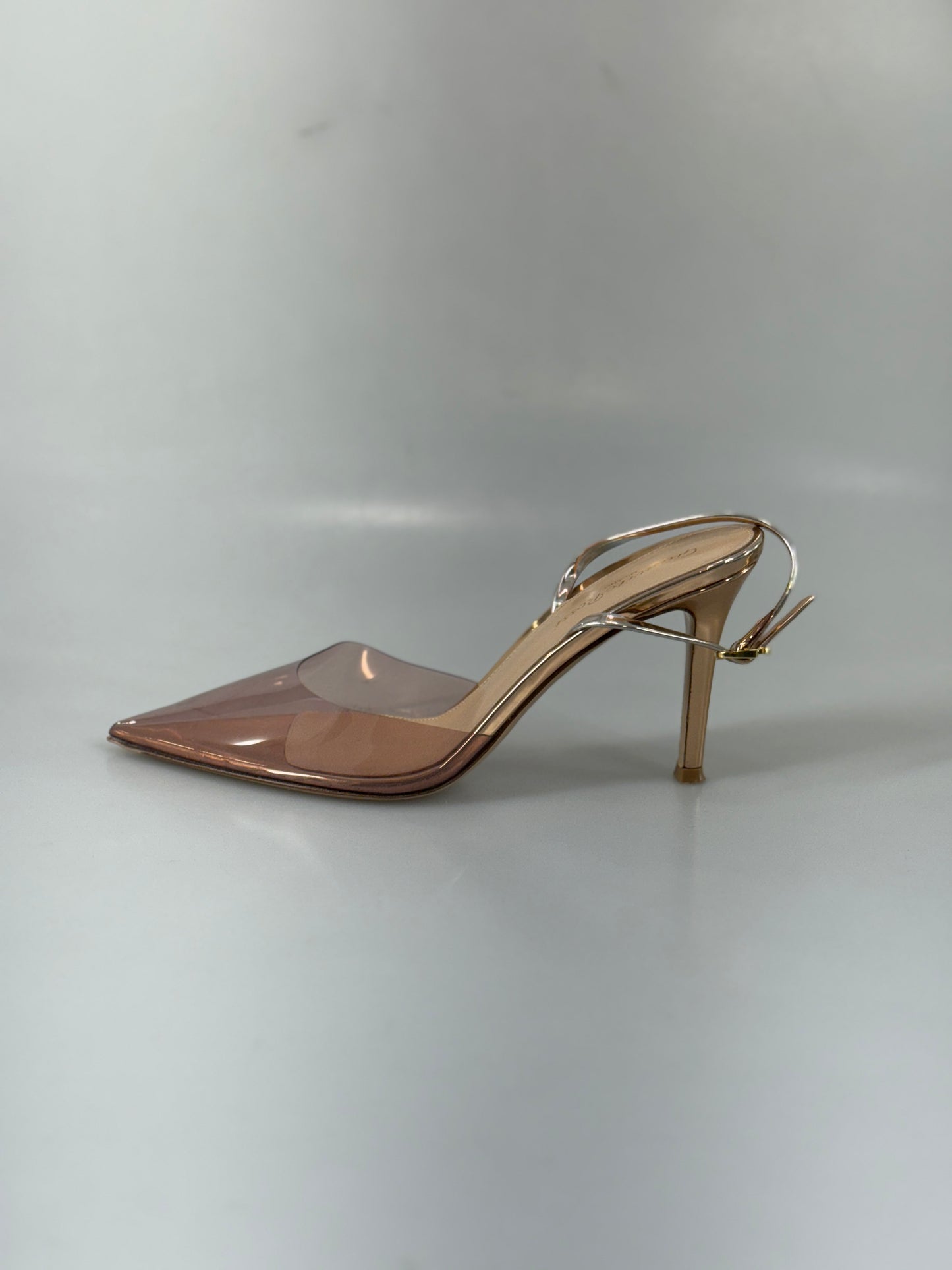 Gianvito Rossi slingback 37 SV14354