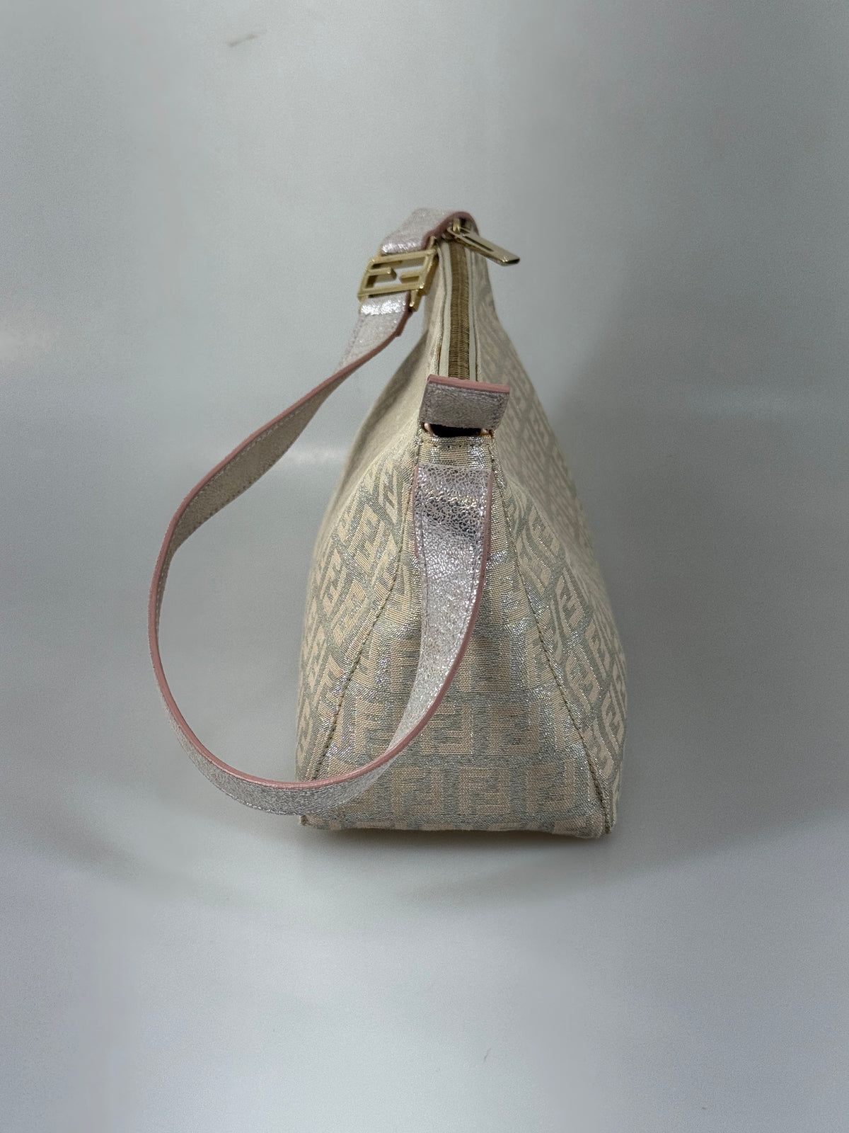Fendi zip pouchette väska SV16152