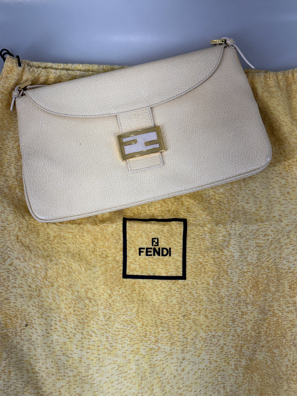 Fendi Mamma baguette väska SV16188