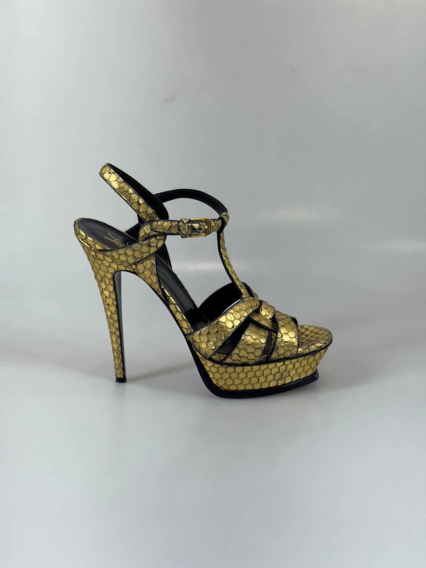 Yves Saint Laurent Tribute sandaletter 39,5 SV14681